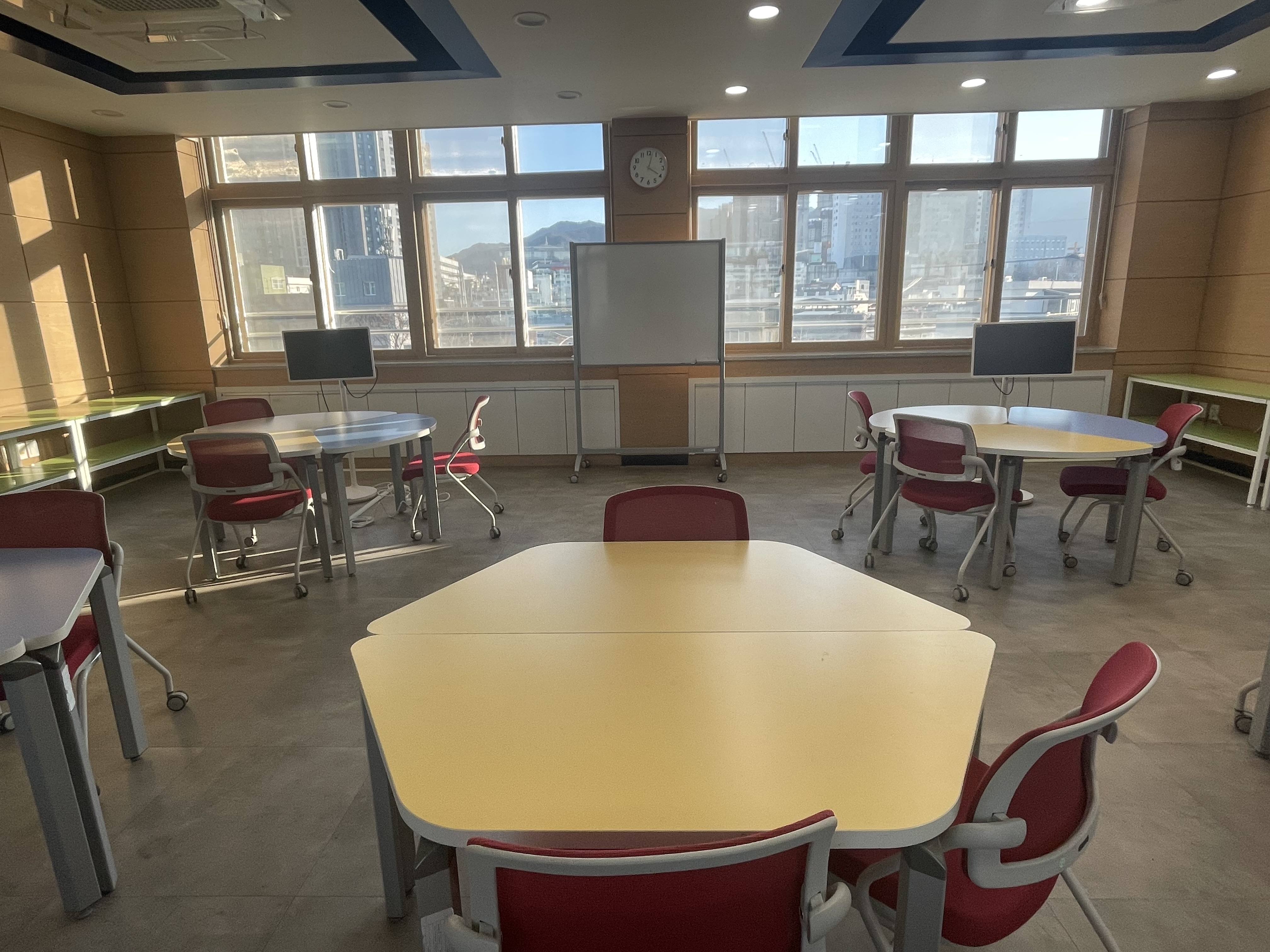 수업모둠실 305호 이미지