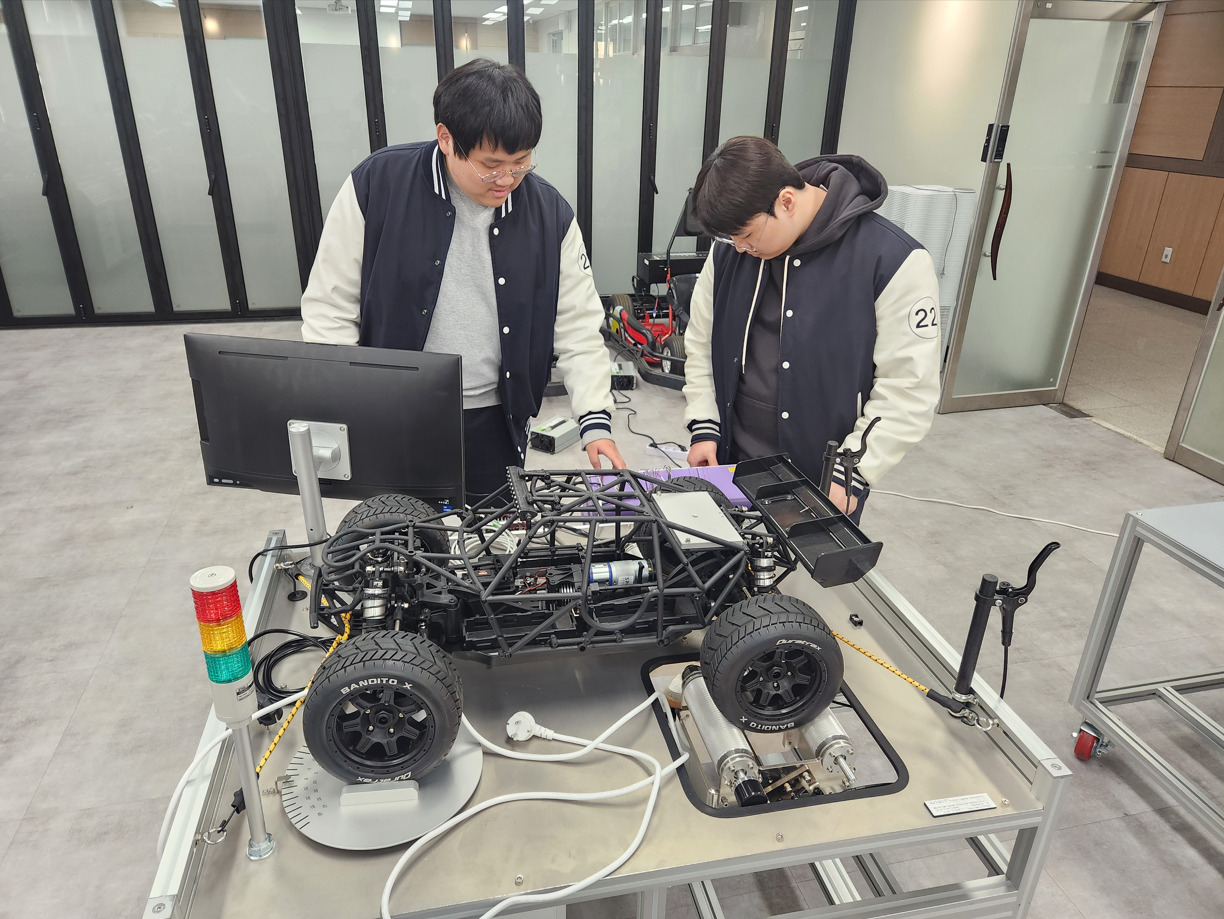 스마트모빌리티 실습중인 이미지