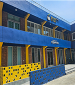 콩닥콩닥센터 정문 이미지