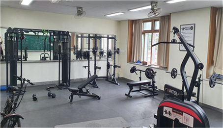 학생 운동 공간 이미지